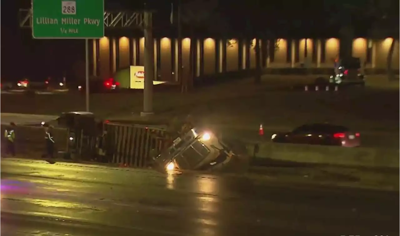 2 Big Rig Crashes Shutdown Parts Of Interstate-35E In Denton