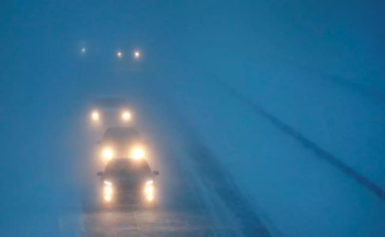 US approves new headlights that won’t blind oncoming drivers