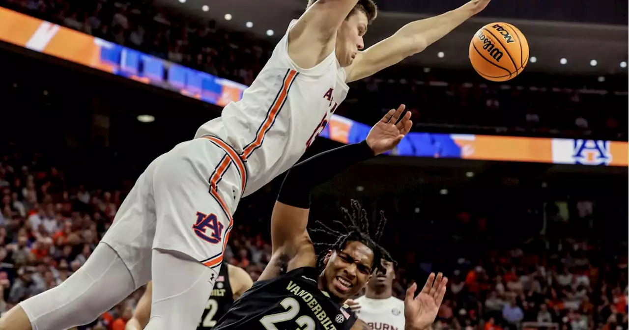 Smith, Kessler have big games in Auburn win over Vandy