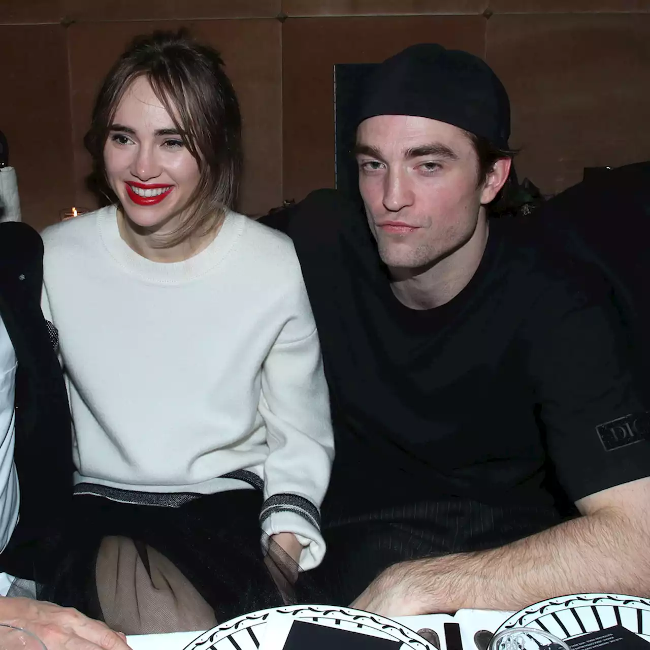 Robert Pattinson Shares Girlfriend Suki Waterhouse's Tearful Reaction to The Batman - E! Online