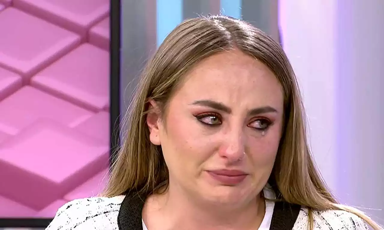 Rocío Flores responde a Rocío Carrasco entre lágrimas: 'La puerta con mi madre está cerrada'