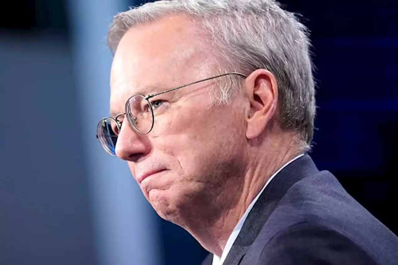 ‘Pathetic' Performance Has Left U.S. ‘Well Behind' China in 5G Race, Ex-Google CEO Eric Schmidt Says