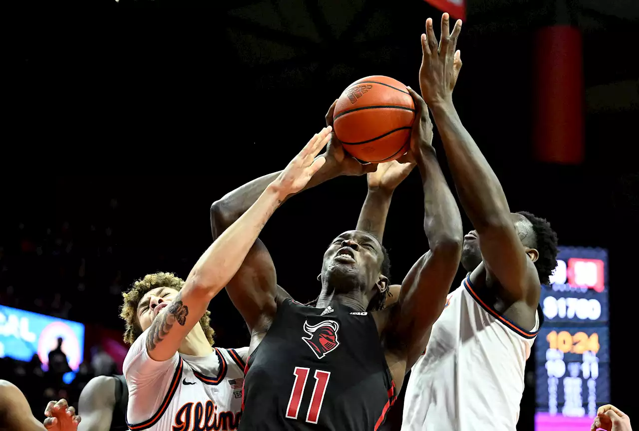 Rutgers upends No. 12 Illinois to boost NCAA tourney hopes