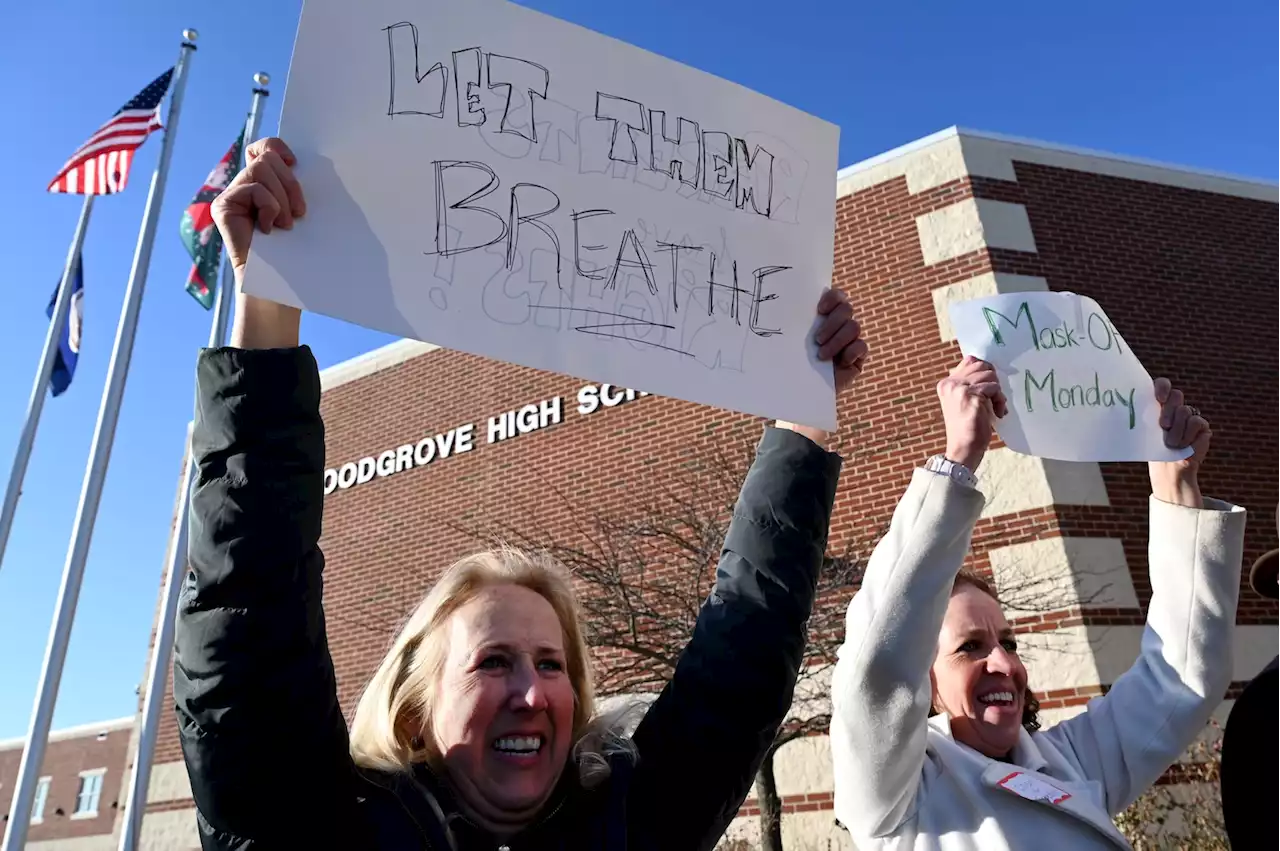 Judge halts Loudoun’s school mask mandate as state mask-optional law takes effect