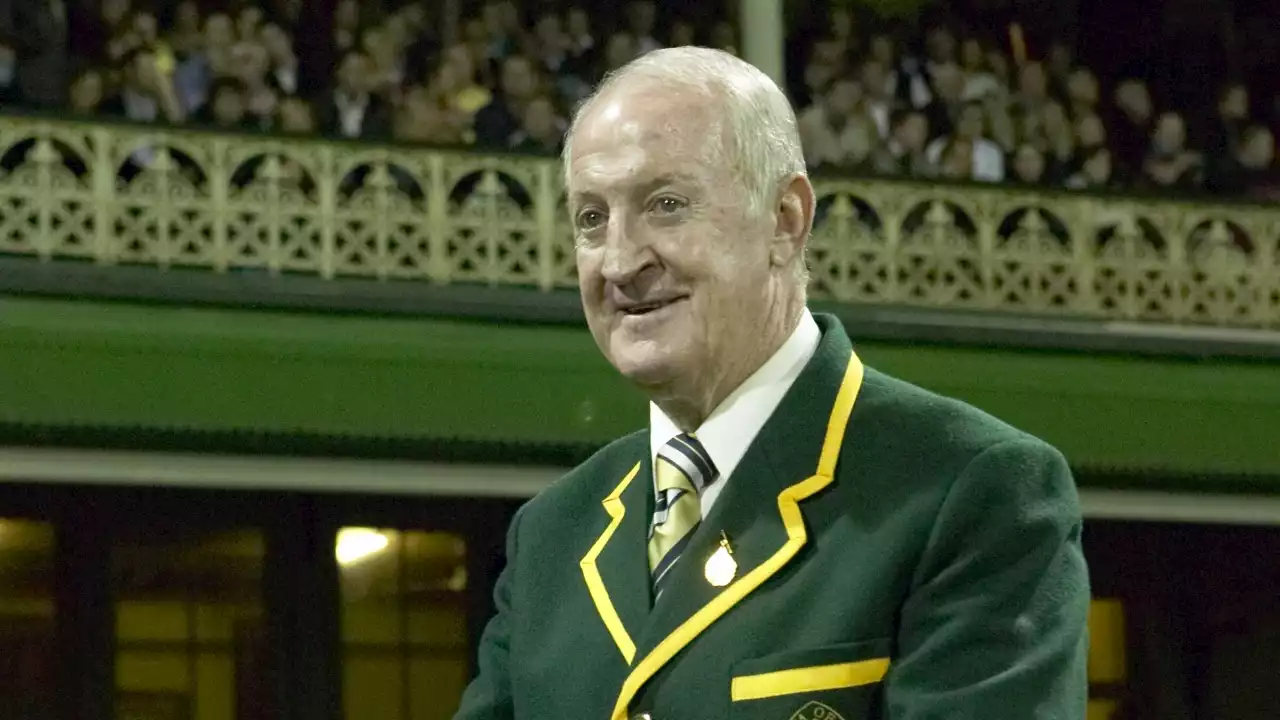 NRL Immortal John Raper receives state funeral at the SCG