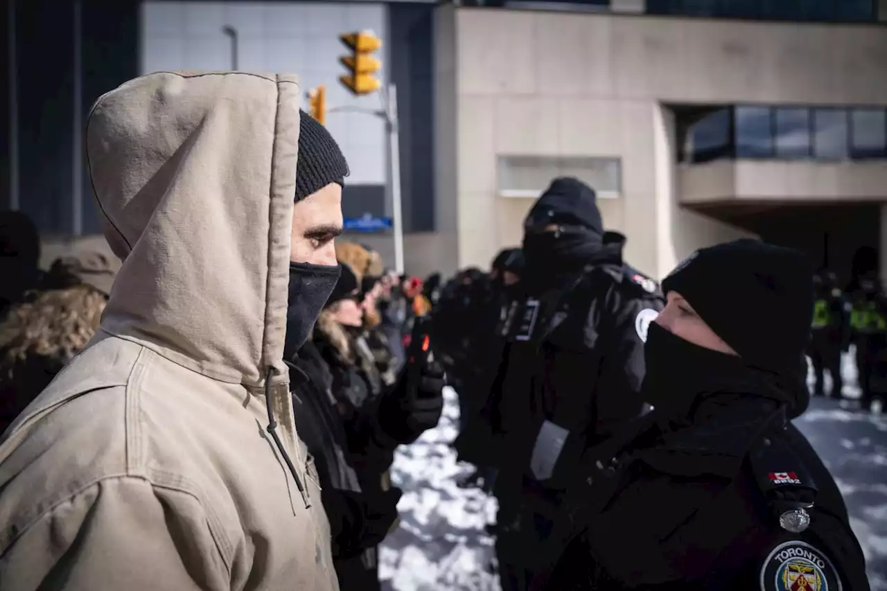 AP PHOTOS: Huddling around fires, dancing at Ottawa protest