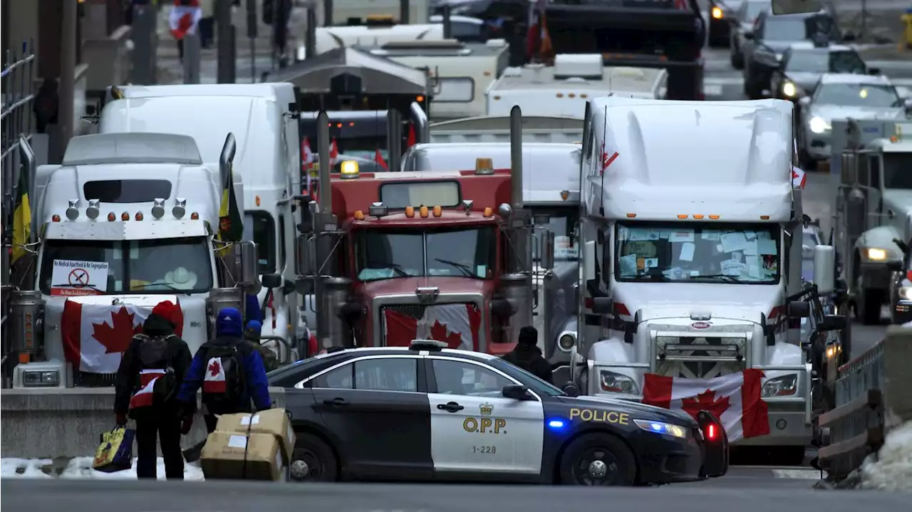 Canadian police begin arrests in trucker protests