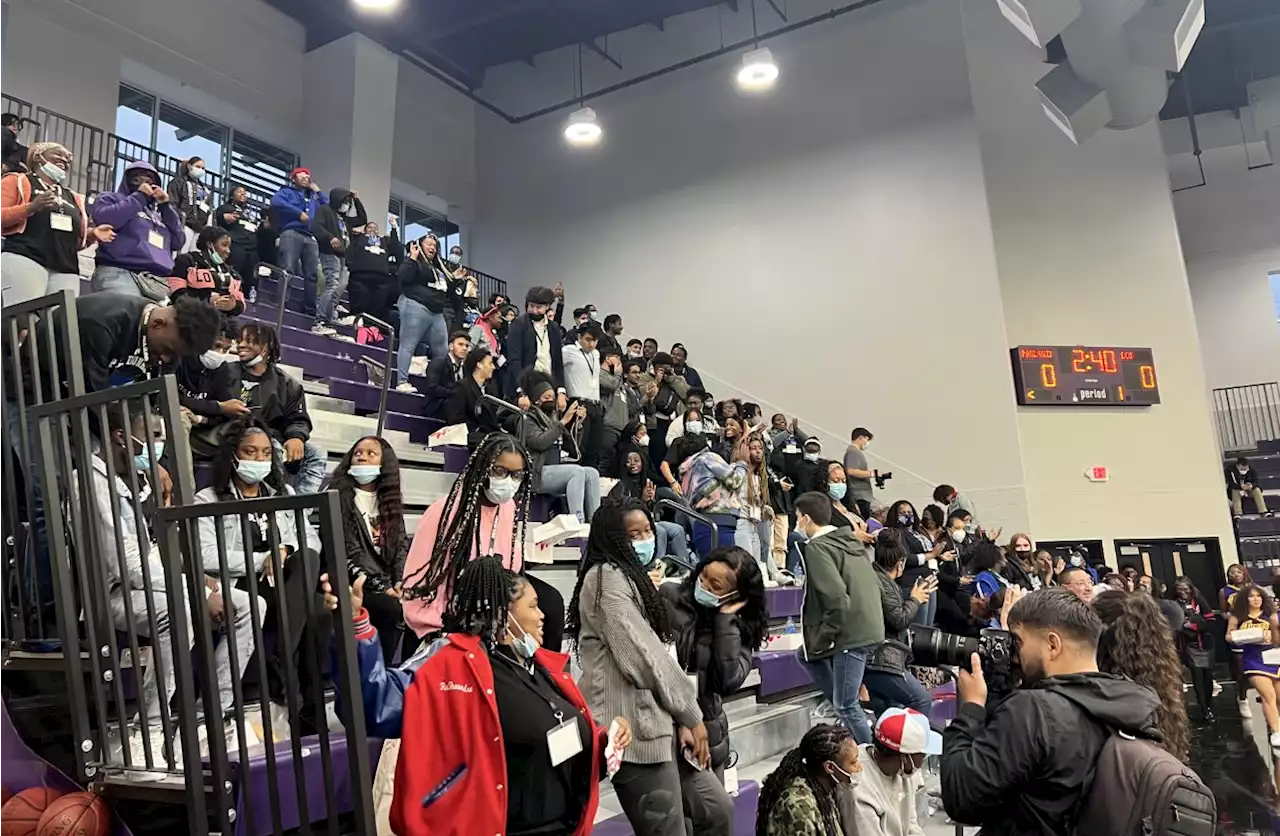 Fort Worth ISD Students Receive 'Life-Changing' Surprise At College Basketball Game