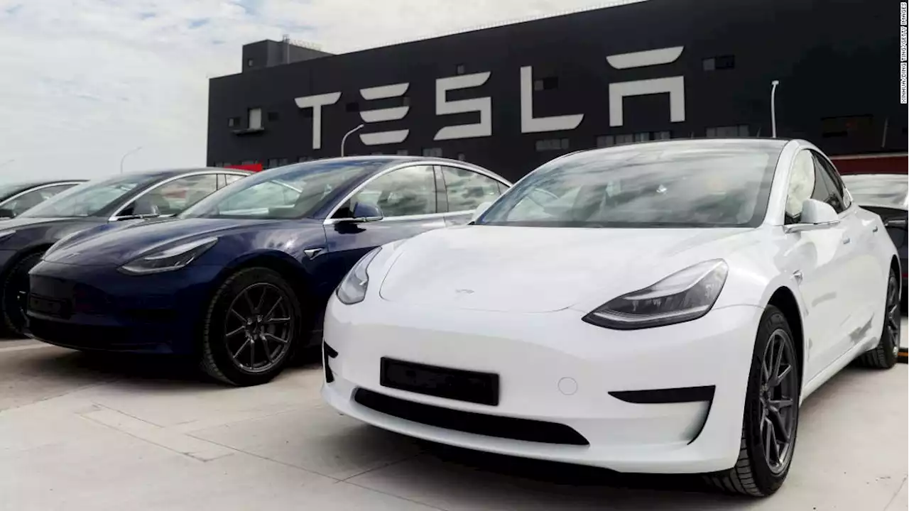 Tesla plunges seven spots in annual Consumer Reports ranking