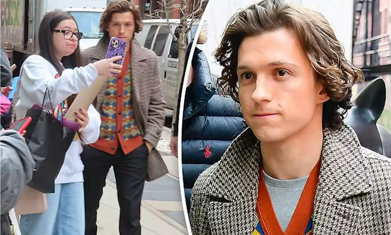 Tom Holland graciously stops for selfies with fans in NYC