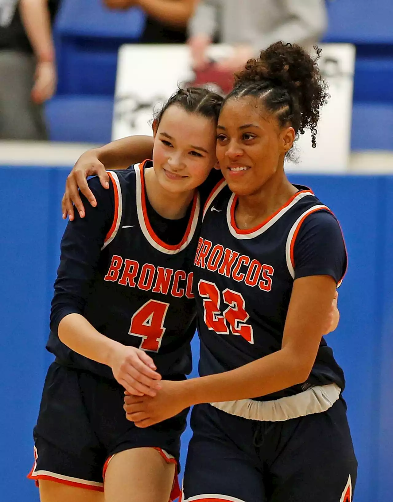 Brandeis girls fall to Austin High in second round