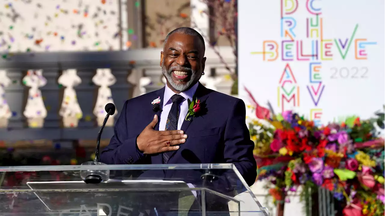 LeVar Burton Calls For Kids To Read Banned Books