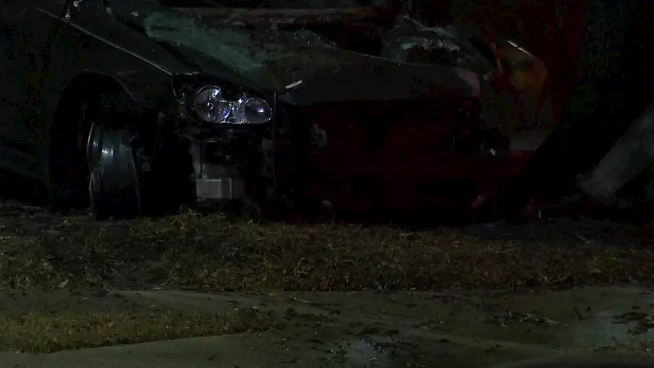 4 dead in fiery crash on Will Clayton Parkway in north Houston