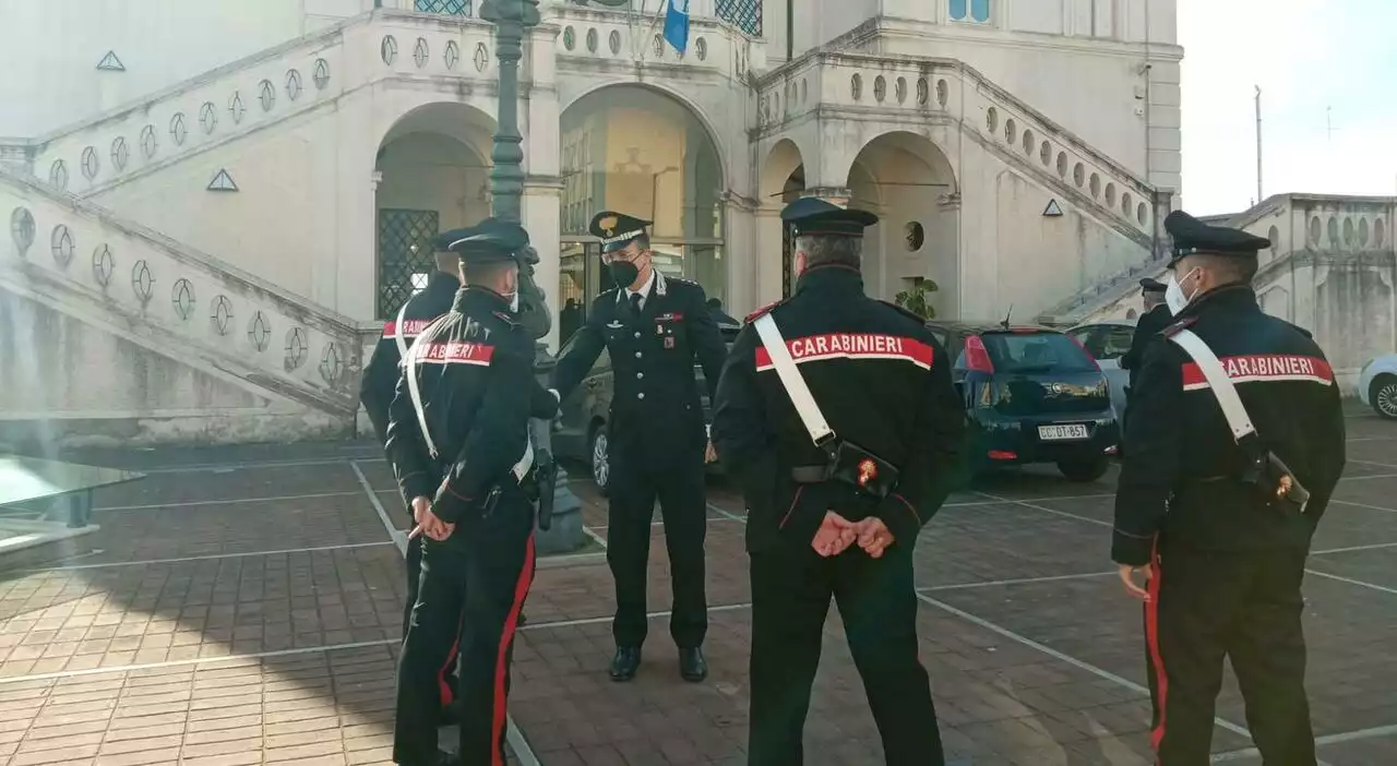 Anzio, «Zio Pino è sempre a disposizione». L'ex assessore e i rapporti con i clan