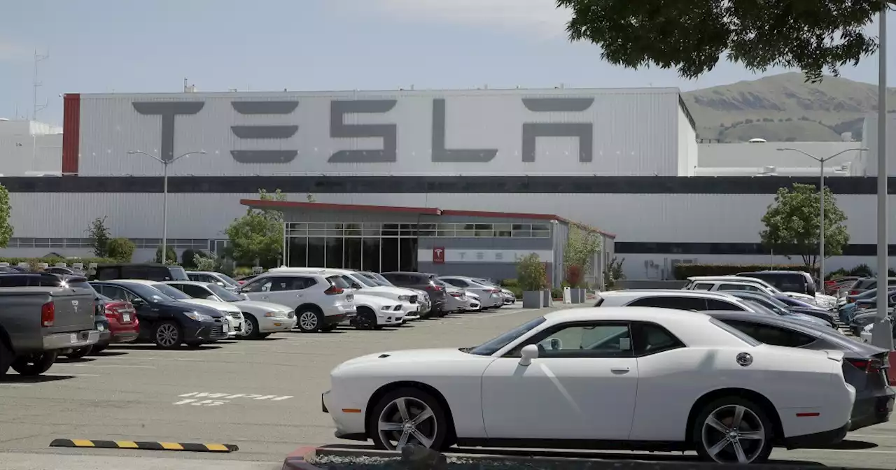 Tesla braking issues spur second U.S. probe related to Autopilot