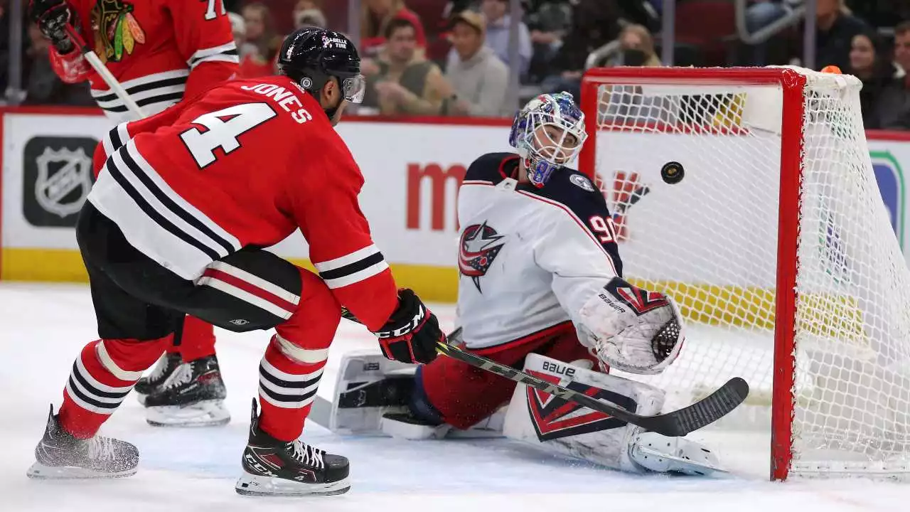 10 Observations: Blackhawks Open Homestand With Loss to Blue Jackets