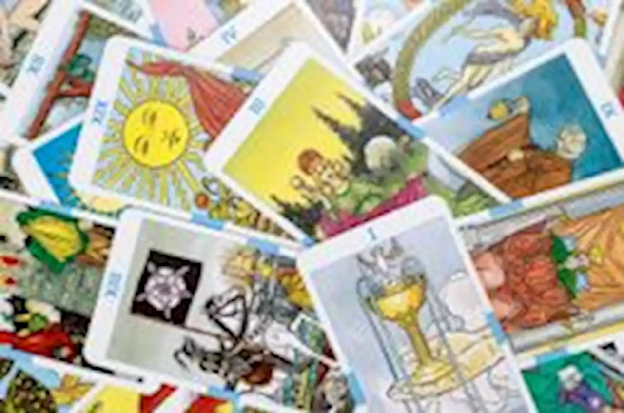 TikTok, Instagram Respond to Claim About a Tarot, Astrology Ban