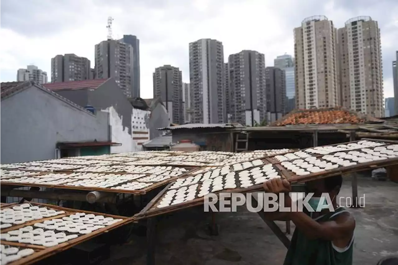 Mahasiswa UNY Buat Alat Goreng Kerupuk Rendah Kandungan Minyak |Republika Online