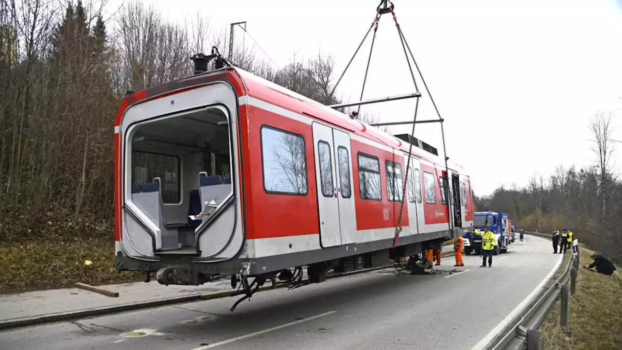 Schäftlarn: Bergung der zerstörten S-Bahnen abgeschlossen