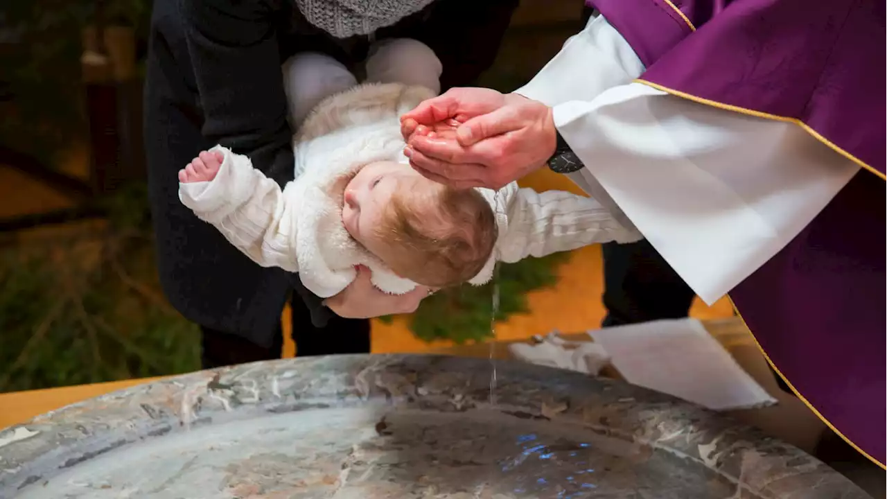 Why the Pope Can’t Just Magically Fix the Botched Arizona Baptisms