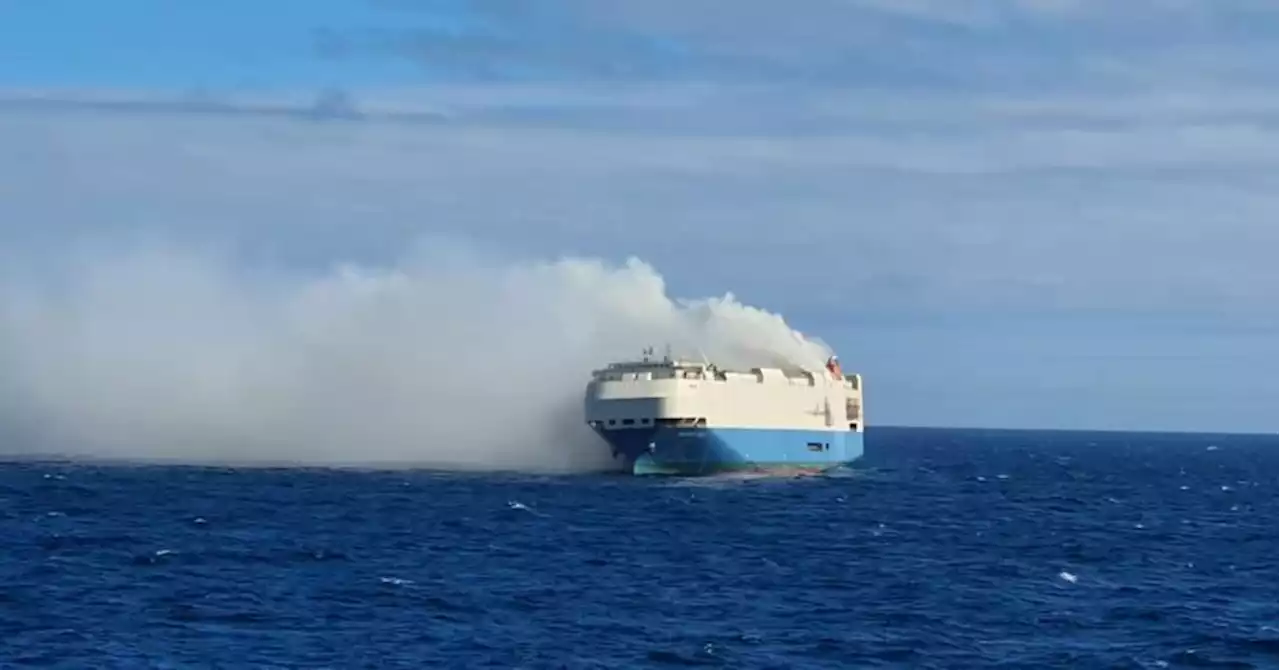 1,000 Porsches are burning aboard this abandoned cargo ship