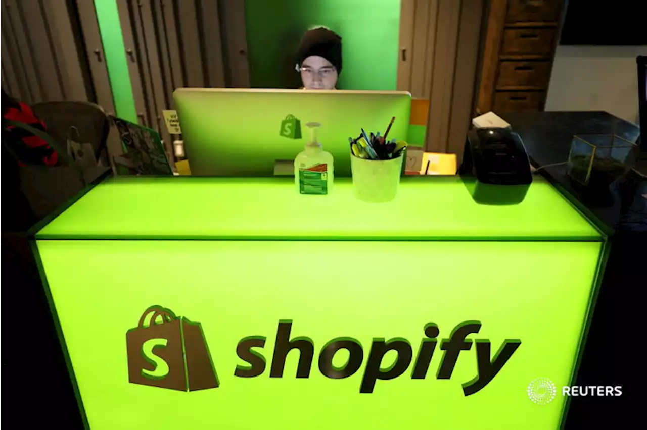 Breakingviews - Shopify plays to one trend, bucks another