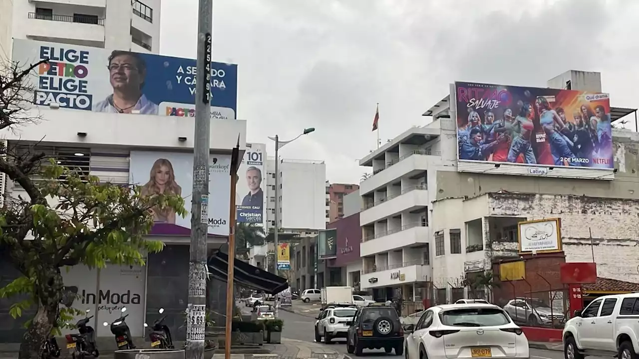 Suspenden energía a vallas publicitarias en Cali