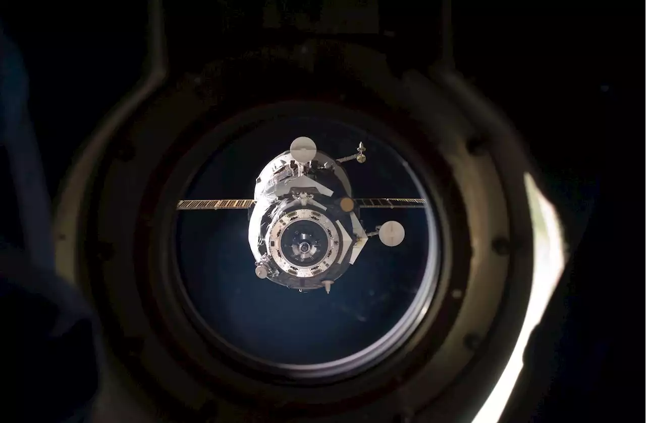 NASA video shows delicate docking of Progress 80 spacecraft | Digital Trends