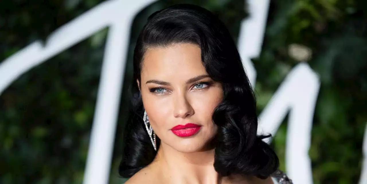 Adriana Lima Is Pregnant With Her Third Child