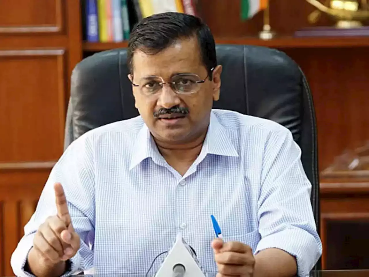 FIR Against Kejriwal: पंजाब में वोटिंग से एक दिन पहले AAP को झटका, चुनाव आयोग ने अरविंद केजरीवाल पर FIR का दिया आदेश