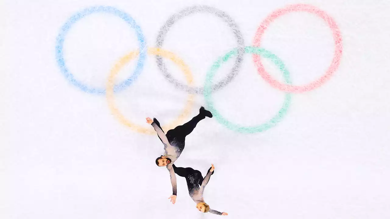 USA's Ashley Cain-Gribble and Timothy LeDuc Stumble in Free Skate