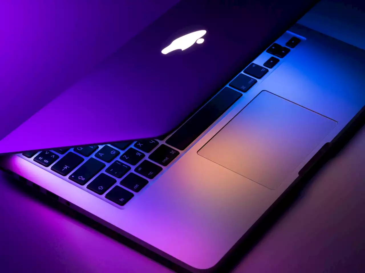 Fix a slow Mac computer with these 4 hidden tweaks