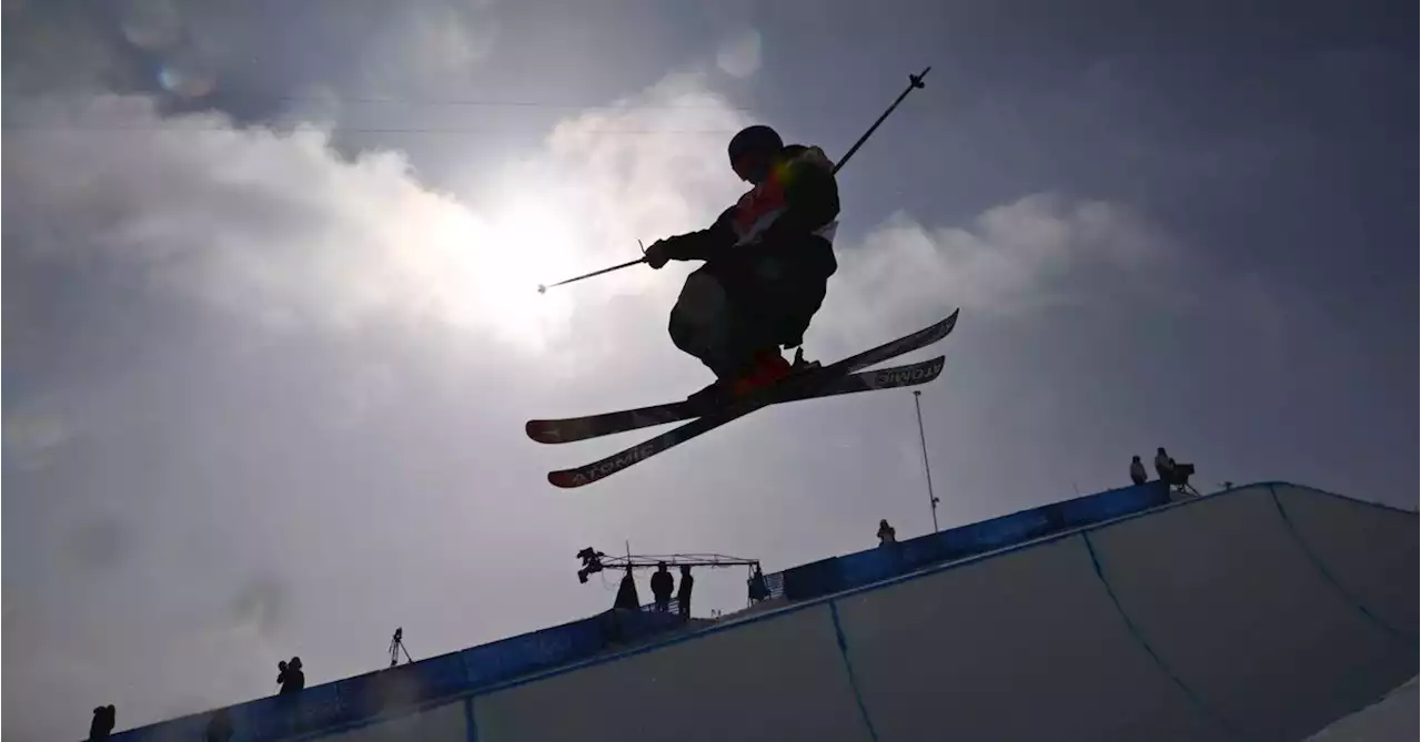 Freestyle skiing-Braving freezing wind, New Zealand's Porteous blasts to halfpipe gold