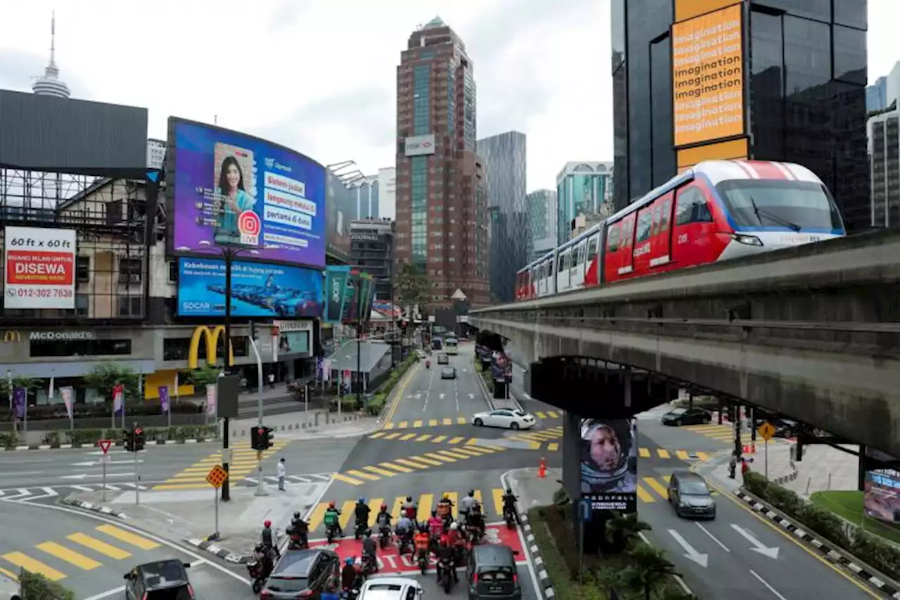 Covid-19: Malaysia says border reopening possible by early second quarter this year