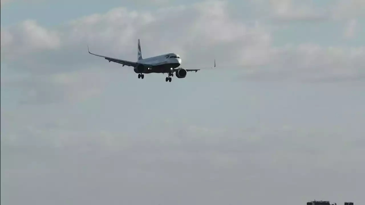 Plane battling winds at Heathrow nearly topples over
