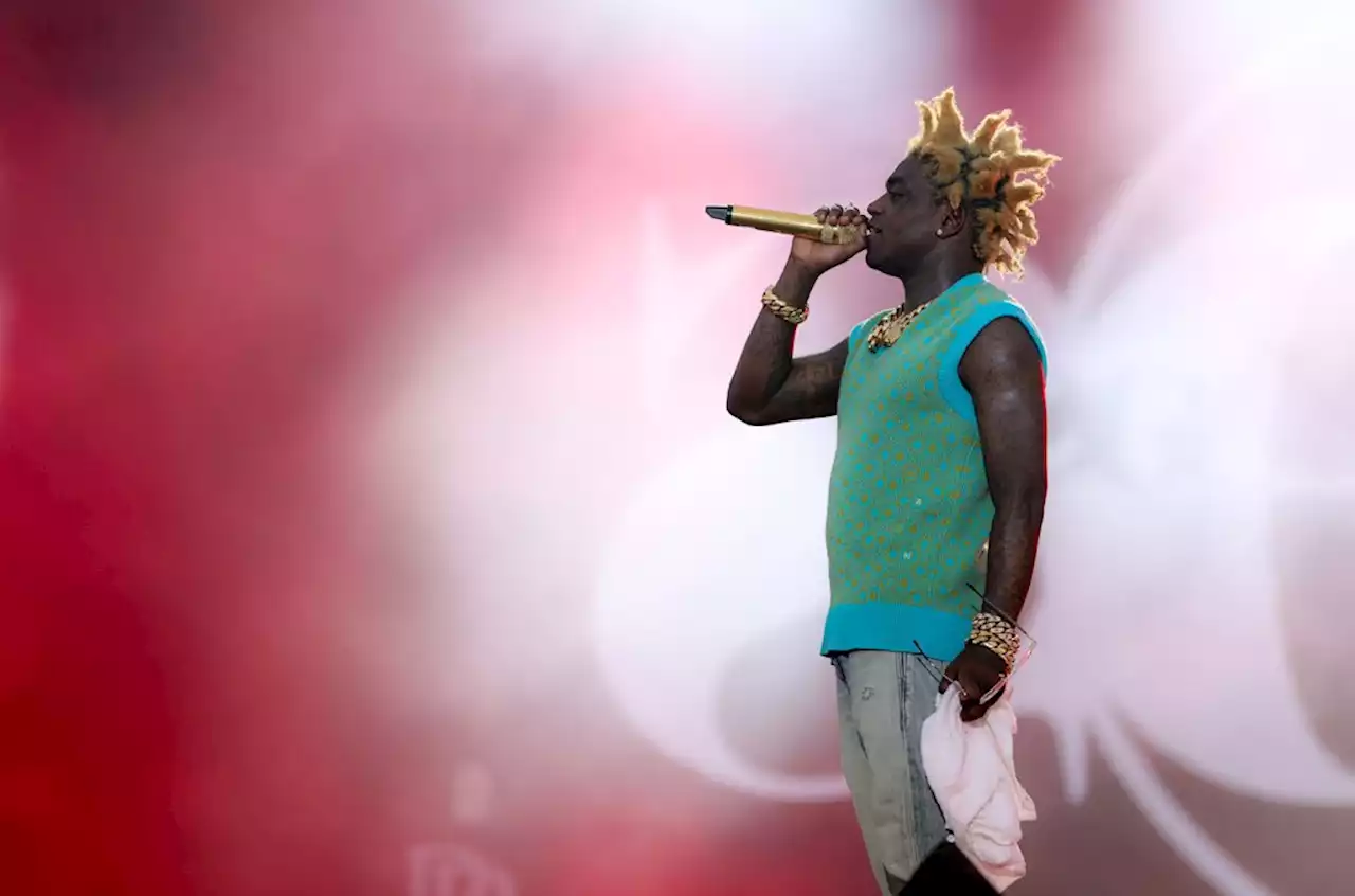 Kodak Black Speaks Out After Shooting Outside Super Bowl Party, Shows Off Leg Injury