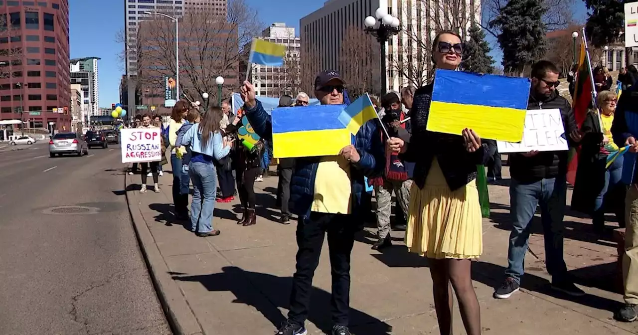 Ukrainians hold rally at Colorado State Capitol as talks of invasion continue