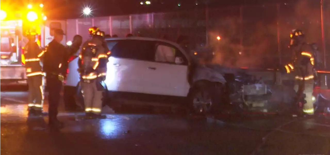 1 killed in fiery crash involving a SUV and an 18-wheeler on Houston ship channel bridge