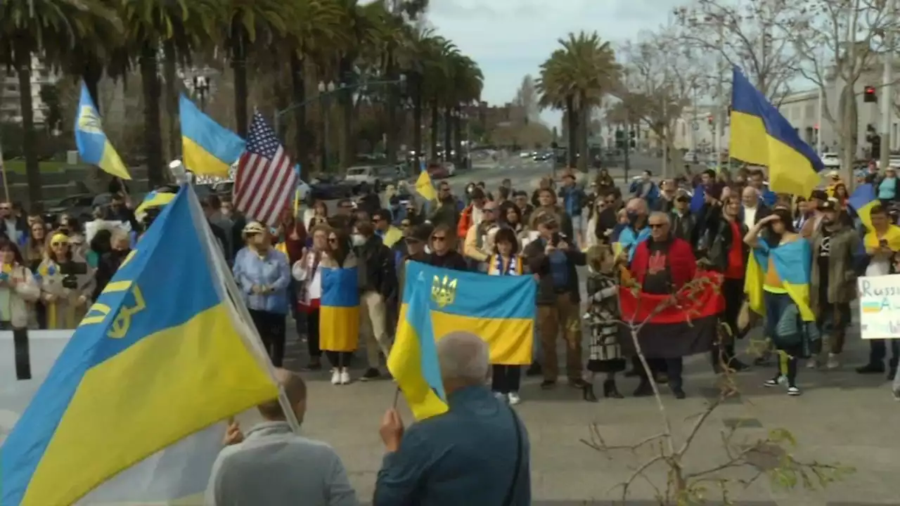 Dozens rally in San Francisco to support Ukraine as Russian invasion looms