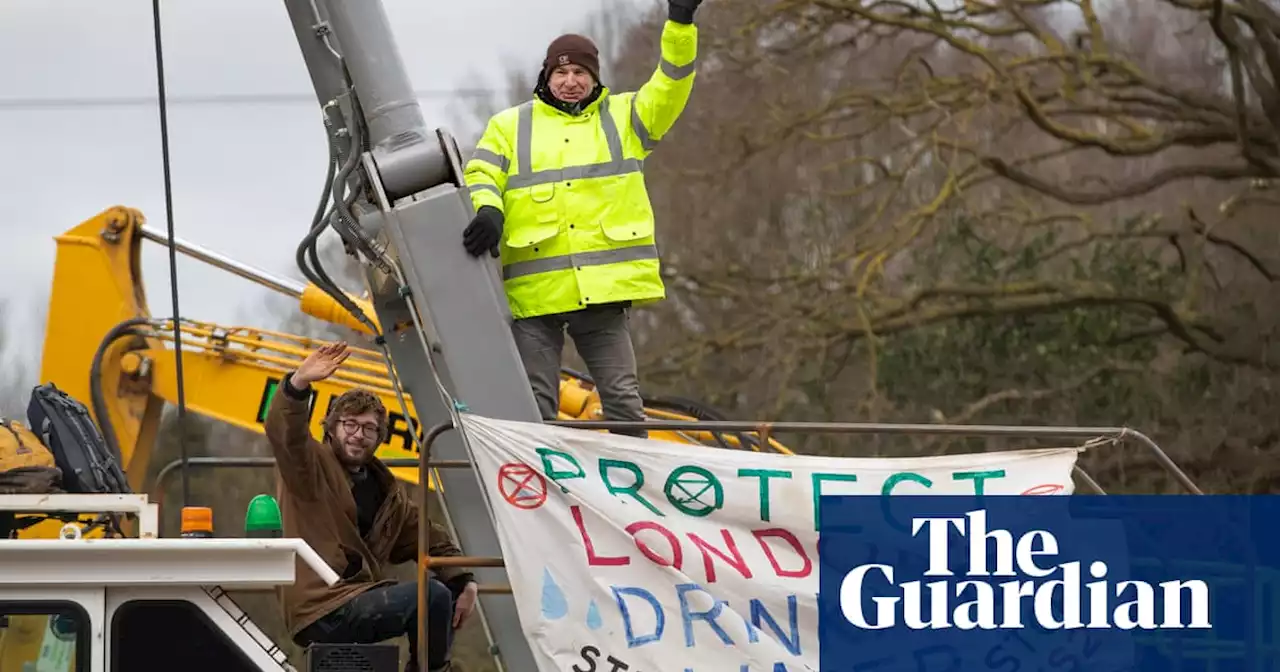 Activists who occupied 100ft HS2 drilling rig convicted over protest