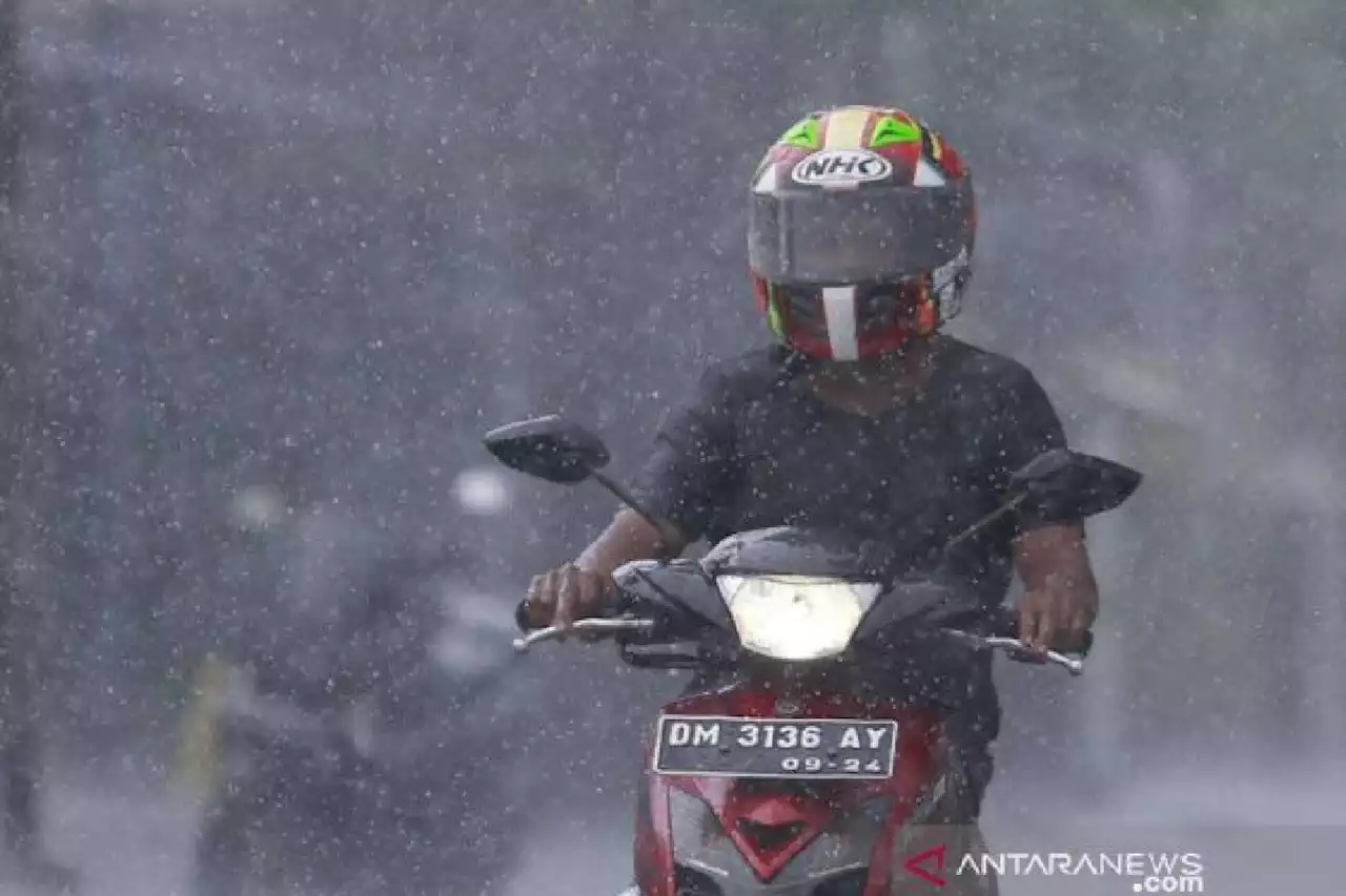 Cuaca Solo Hari ini dan Sekitarnya, Hujan Lebat Masih Berpotensi Turun