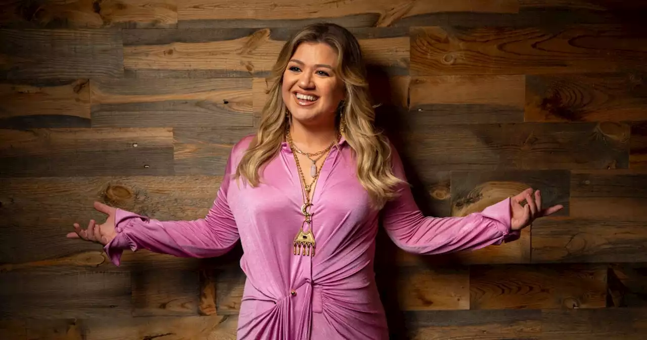 In the wake of a turbulent divorce, Kelly Clarkson wants to change her name