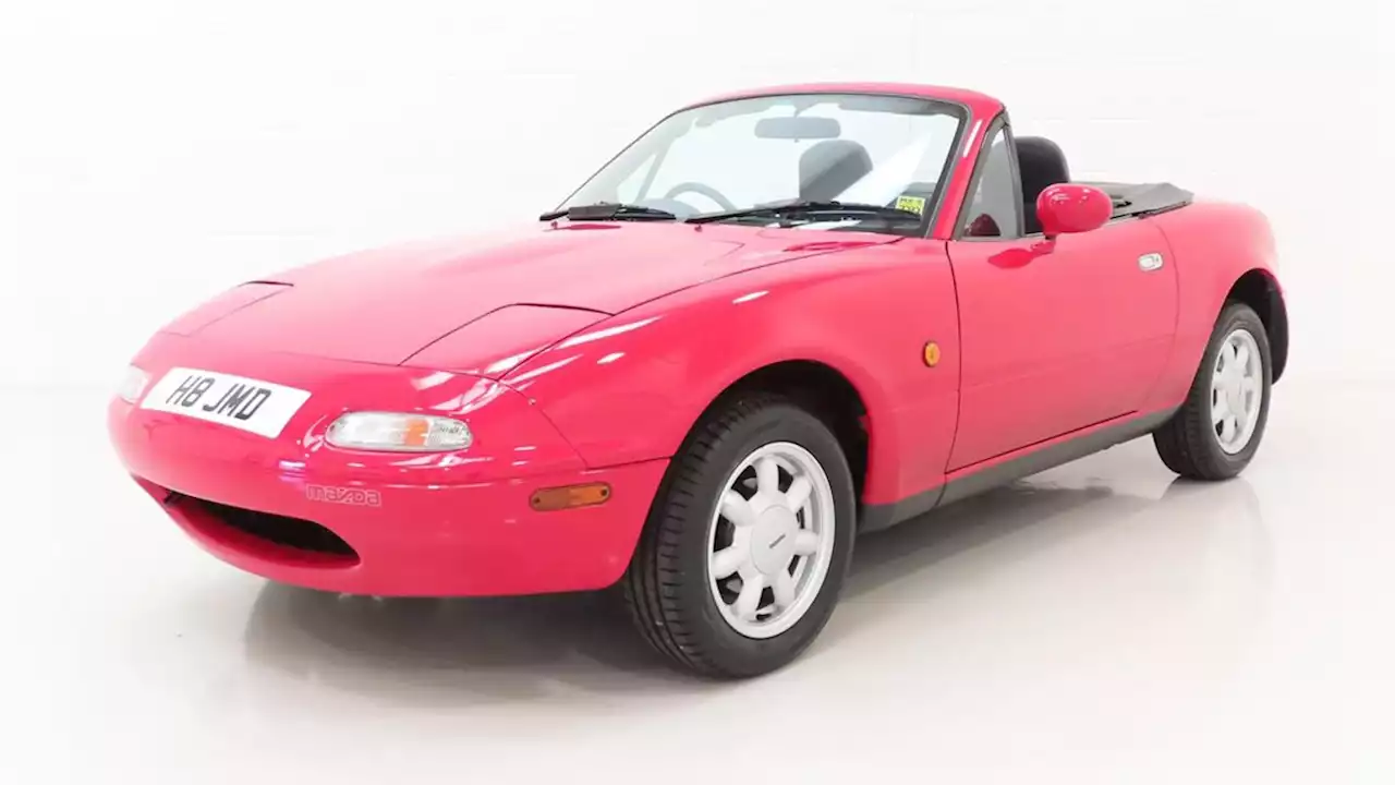 Used An Early and Highly Collectable UK Mazda MX-5 with Just 25,806 Miles from New for sale