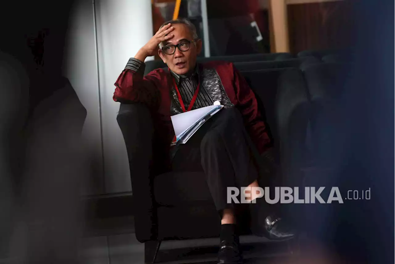 Kemendag Minta Penegak Hukum Tindak Lanjuti Temuan 1,1 Juta Kg Minyak Goreng |Republika Online