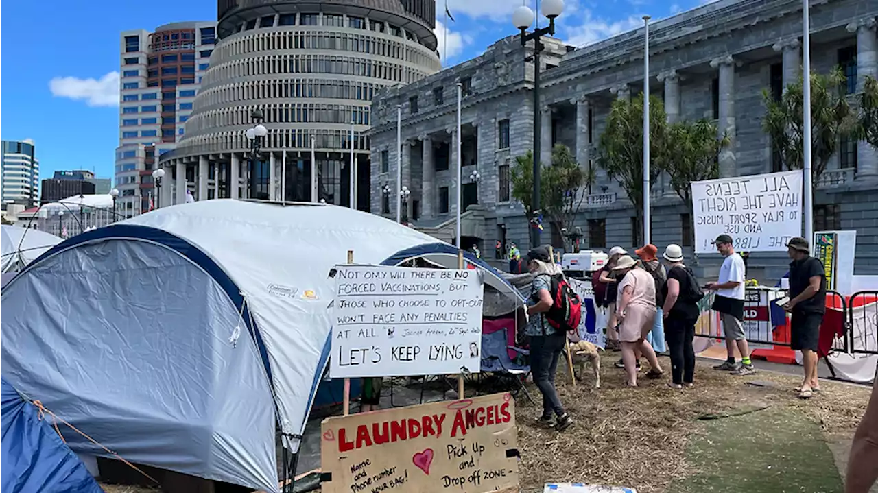 New Zealand police say anti-vaccine demonstrators hurled human waste at officers during operation