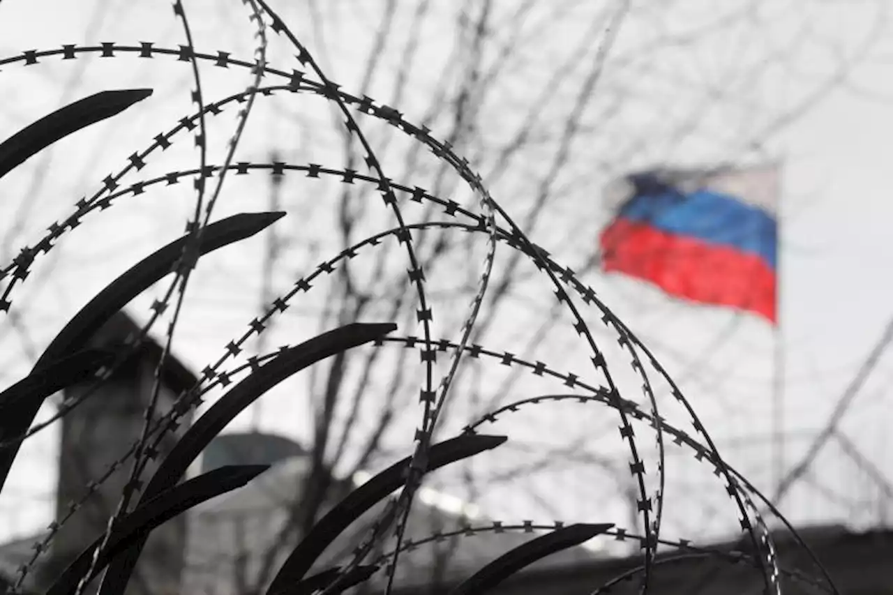 EU tells Ukraine now is not yet time for sanctions on Russia
