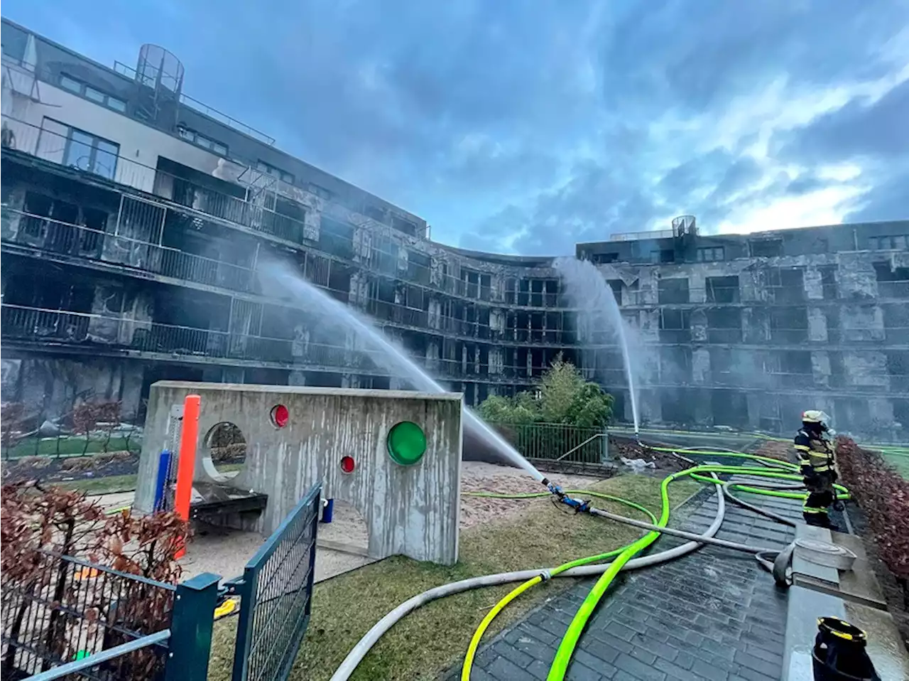 Großbrand in Essen: Feuerwehr erstaunt über Ausmaß – 'Noch nie erlebt'