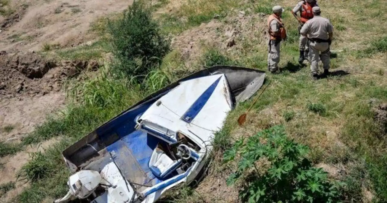Viajaba en una lancha que chocó en el río Paraná: esta desaparecido