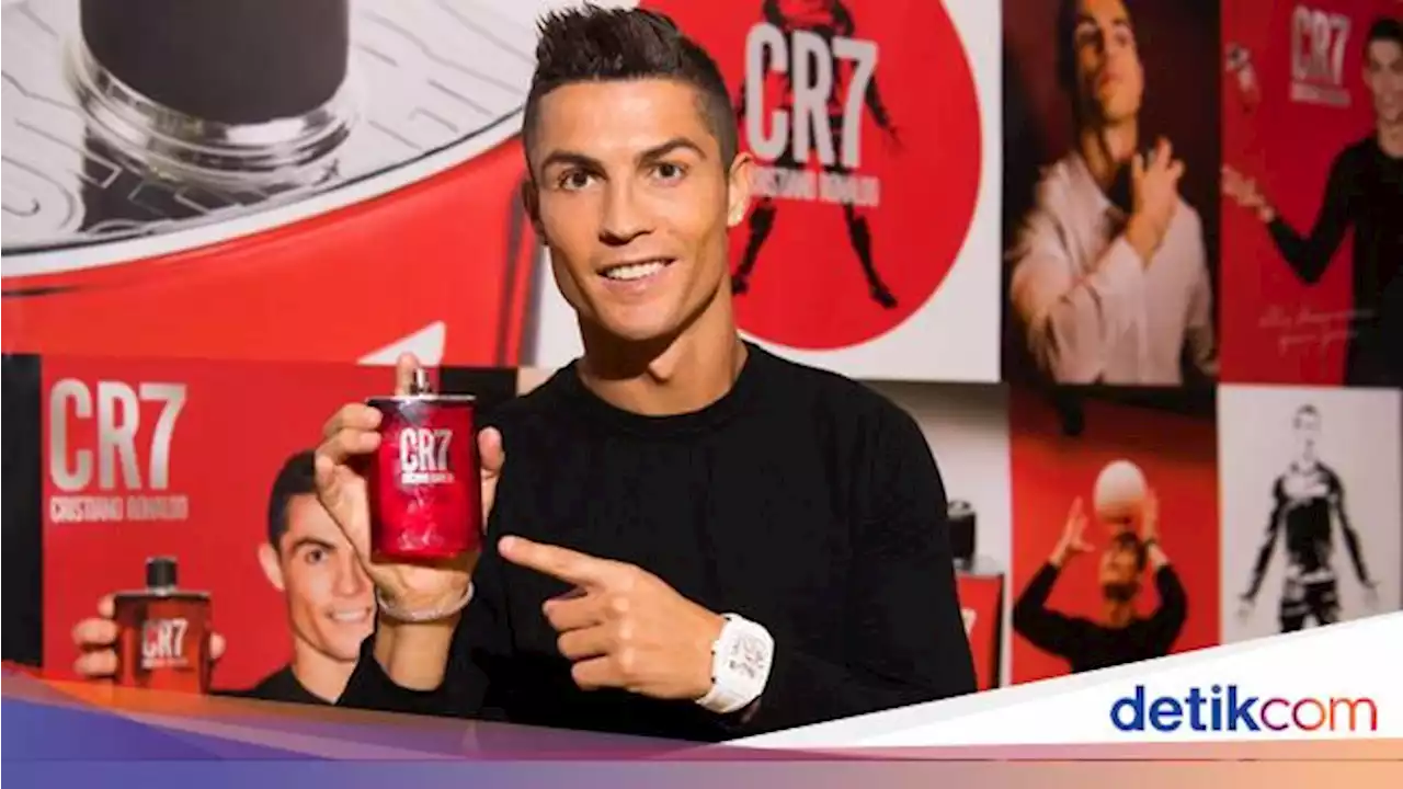 Ronaldo 400 Juta Followers Instagram, 23 Persennya Akun Palsu!