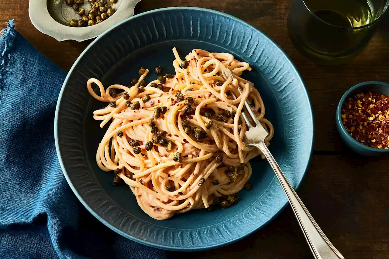 Creamy, Cheesy, 2-Ingredient Tomato Sauce